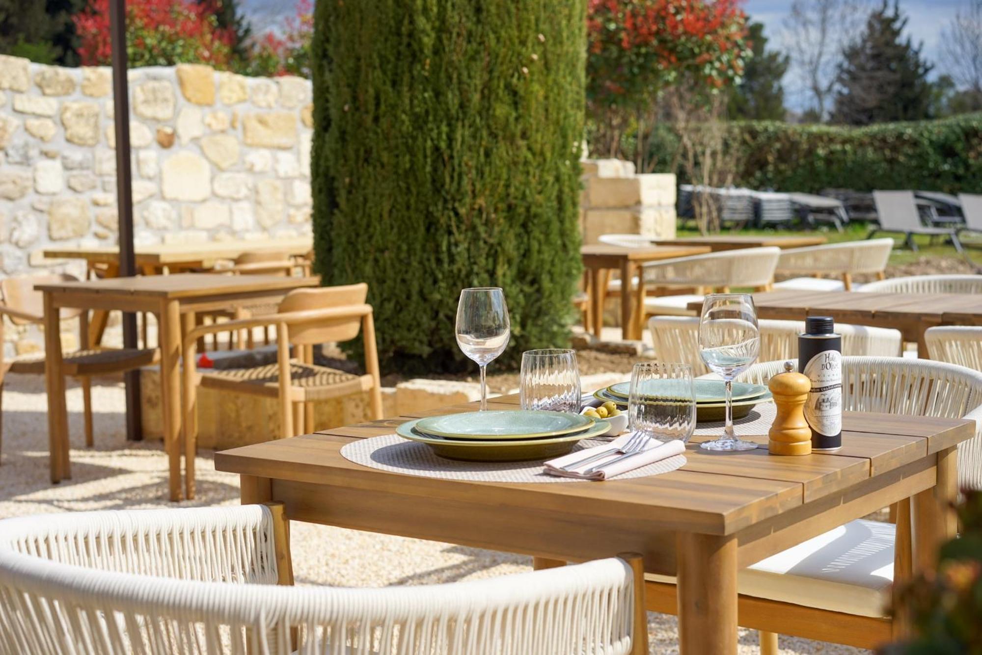Val Baussenc, The Originals Relais Hotel Мосан ле Алпил Екстериор снимка