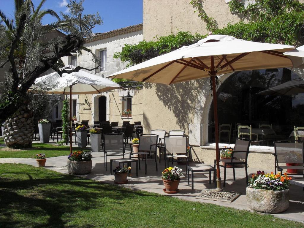 Val Baussenc, The Originals Relais Hotel Мосан ле Алпил Екстериор снимка