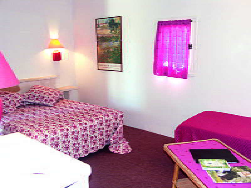 Val Baussenc, The Originals Relais Hotel Мосан ле Алпил Екстериор снимка